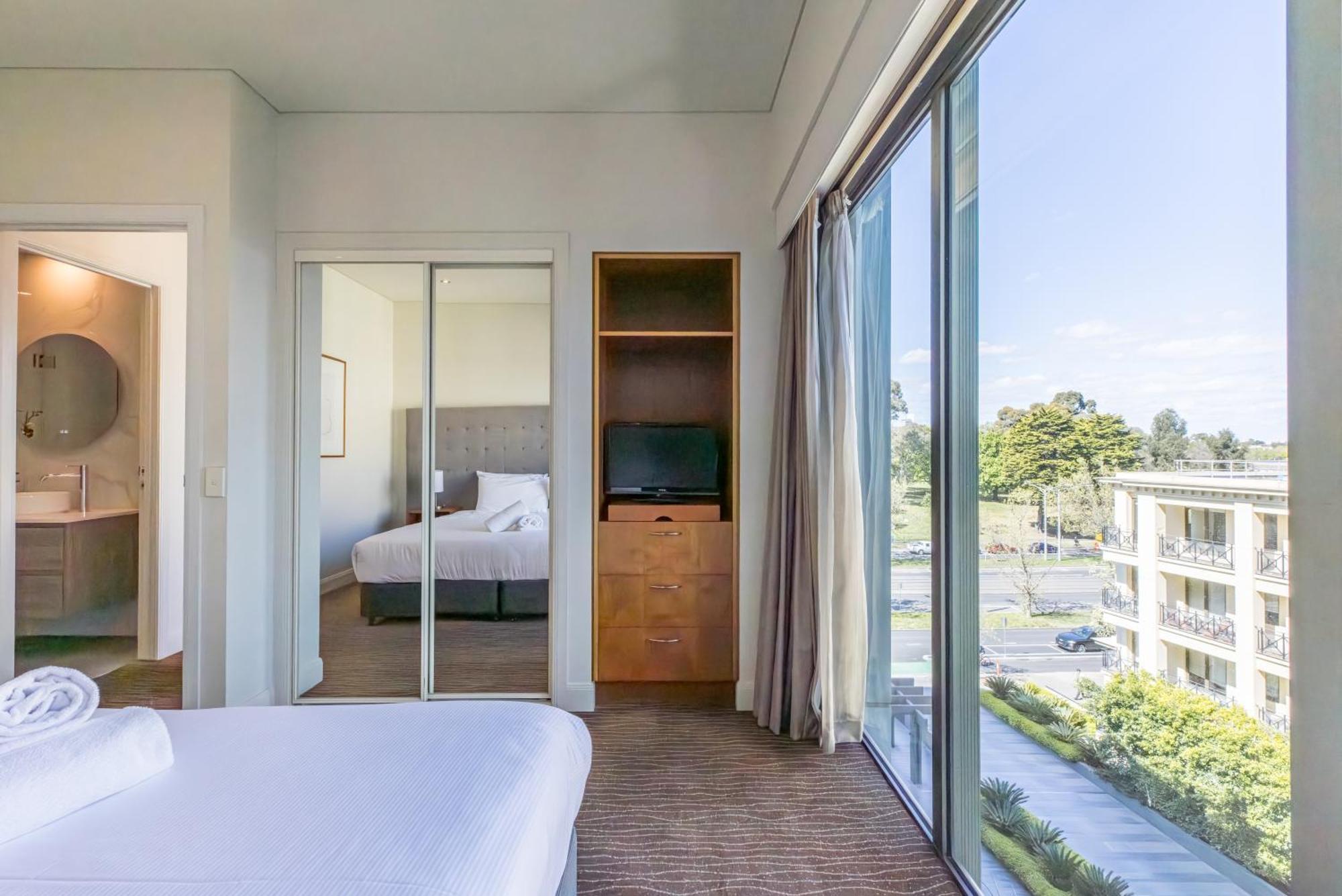 Seasons Botanic Gardens Aparthotel Melbourne Room photo